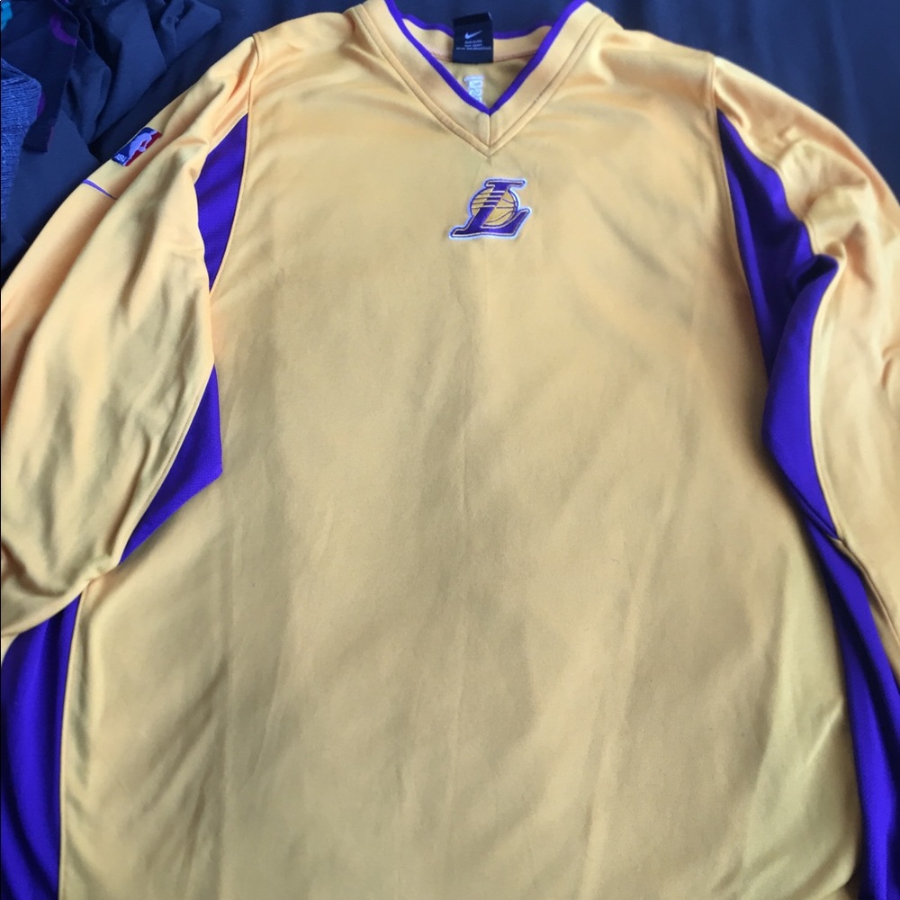 Men’s lakers jersey💛💜